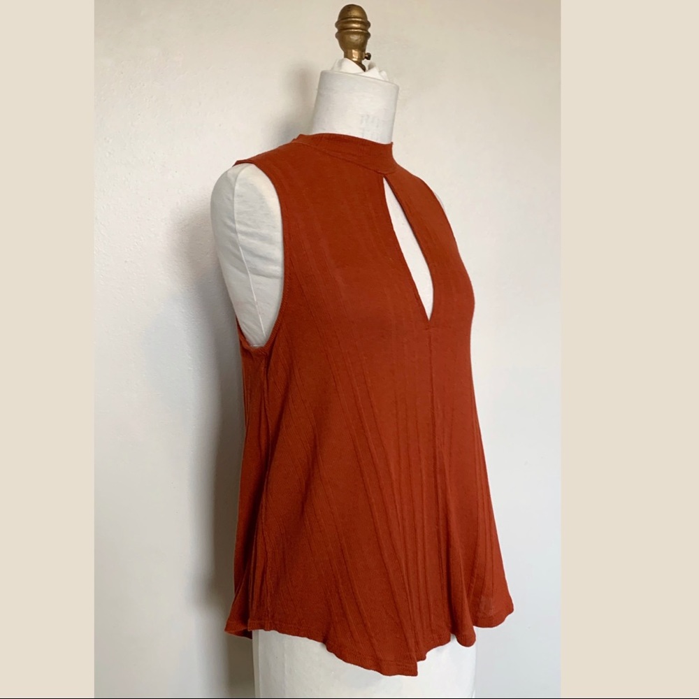 Free People Keyhole Burnt Orange Ribbed Swing Top
